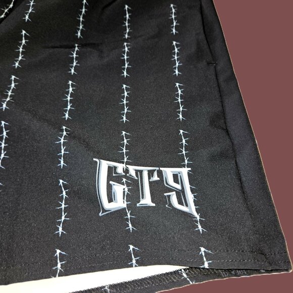 Men's Size Medium Black Barbed Wire Pinstriped Shorts NEW - Picture 3 of 4